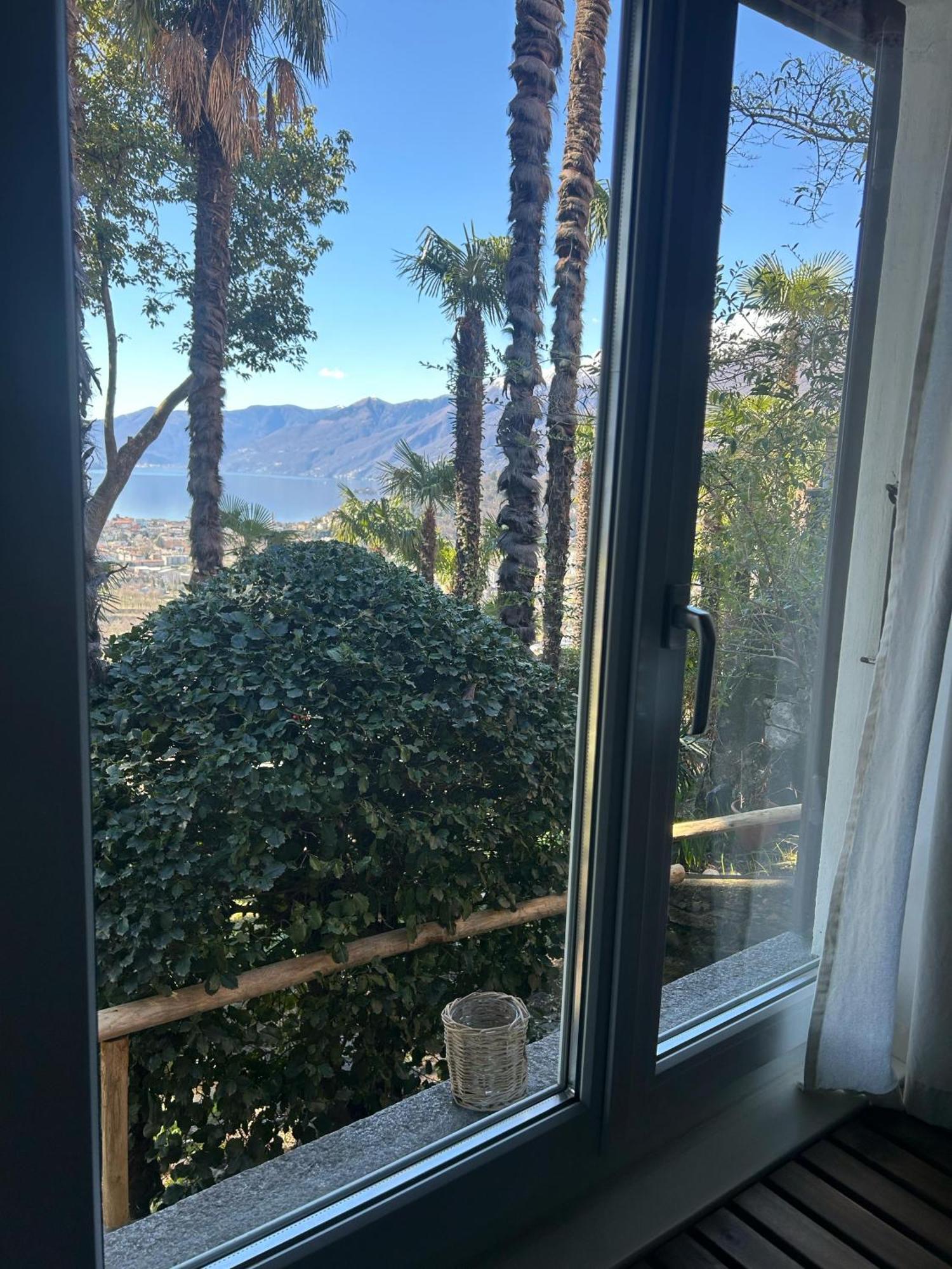 Pensione Olanda Locarno Bagian luar foto